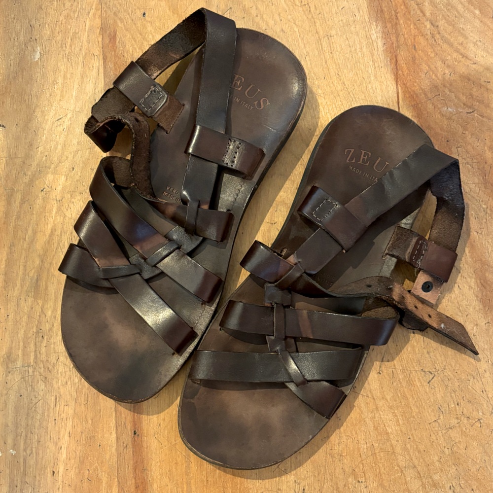 Men’s leather sandals, size 41, made in Italy